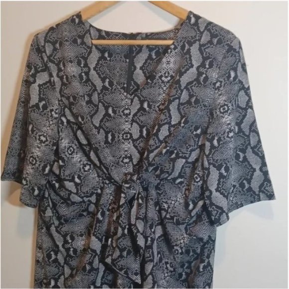 Trendsetter snake print dress - Picture 3 of 7